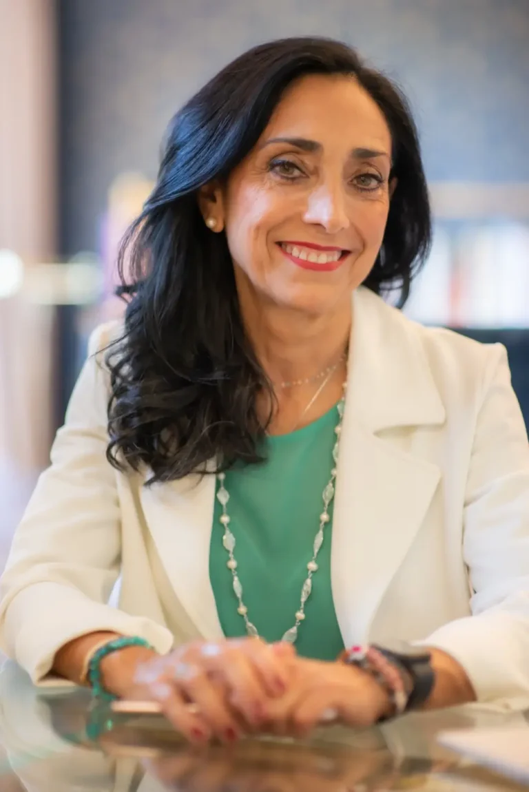 Nadia Mesa Del Castillo derecho consciente abogados Madrid conflictos laborales contratos conscientes despacho divorcios Majadahonda plaza castilla España